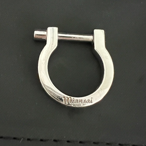 Modern Screw Cuff Ring, Sterling Silver size 5 - Picture 3 of 3